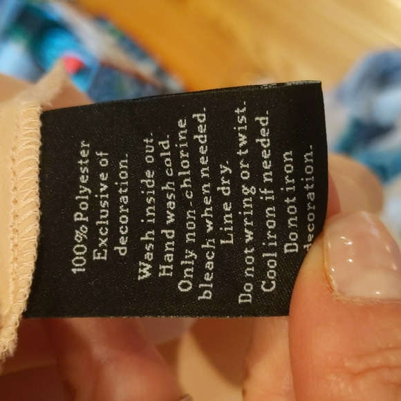 ✨EUC Rock & Republic Sequin Studded Tank Top - Picture 8 of 8